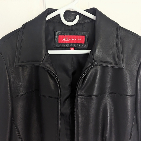 Anne Klein Black Leather Jacket with Classic Design - Picture 2 of 14